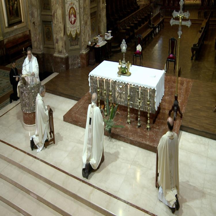 Card. Poli: "La Eucaristía no se detiene ante ningún aislamiento" Card. Poli: "La Eucaristía no se detiene ante ningún aislamiento"