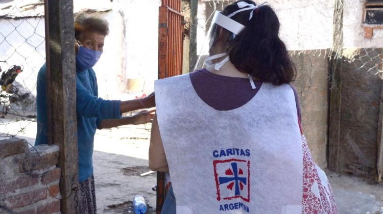 Cáritas Argentina tiende su mano al pobre durante la pandemia Cáritas Argentina tiende su mano al pobre durante la pandemia