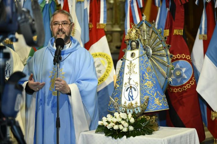 El nuncio impondrá el palio arzobispal a monseñor Scheinig El nuncio impondrá el palio arzobispal a monseñor Scheinig