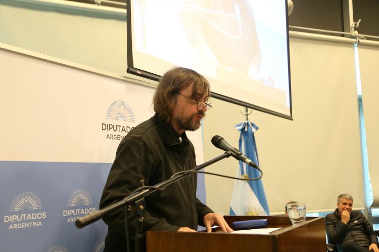 El padre Pepe Di Paola, uno de los expositores a favor de la vida en Diputados El padre Pepe Di Paola, uno de los expositores a favor de la vida en Diputados