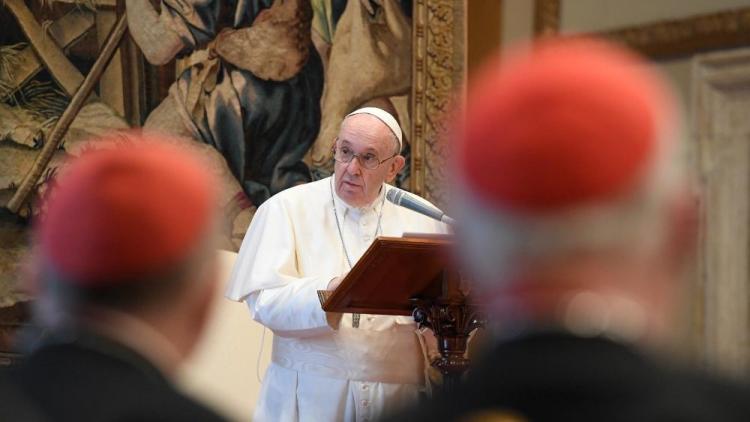 El Papa a la Curia Romana: "El tiempo de crisis es un tiempo del Espíritu" El Papa a la Curia Romana: "El tiempo de crisis es un tiempo del Espíritu"