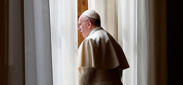 El Papa pide un "Cese al fuego" global para permitir intervenciones por la epidemia El Papa pide un "Cese al fuego" global para permitir intervenciones por la epidemia