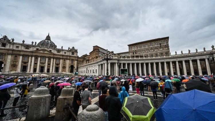 El Papa pidió que se reanude la tregua entre Armenia y Azerbaiyán El Papa pidió que se reanude la tregua entre Armenia y Azerbaiyán