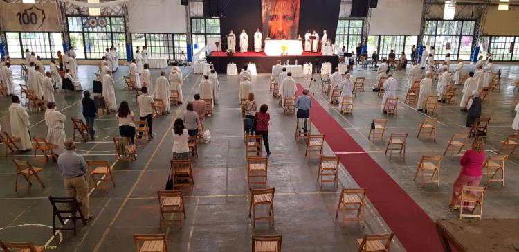 En la Misa Crismal, Mons. Ojea llamó a vivir con júbilo en el corazón En la Misa Crismal, Mons. Ojea llamó a vivir con júbilo en el corazón