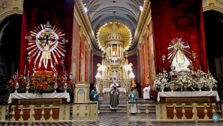 Fiesta del Milagro: Mons. Cargnello confirmó que no habrá procesión Fiesta del Milagro: Mons. Cargnello confirmó que no habrá procesión