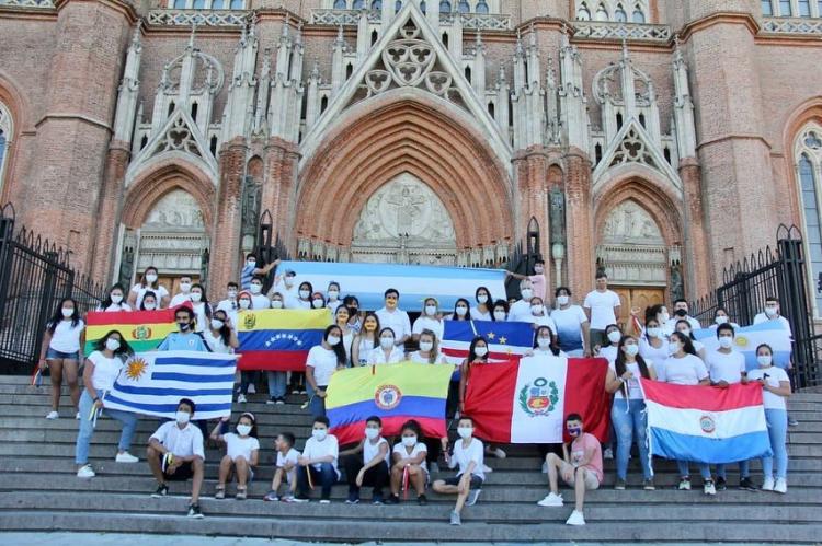 Jóvenes de las colectividades grabaron el tema "Jerusalema" Jóvenes de las colectividades grabaron el tema "Jerusalema"