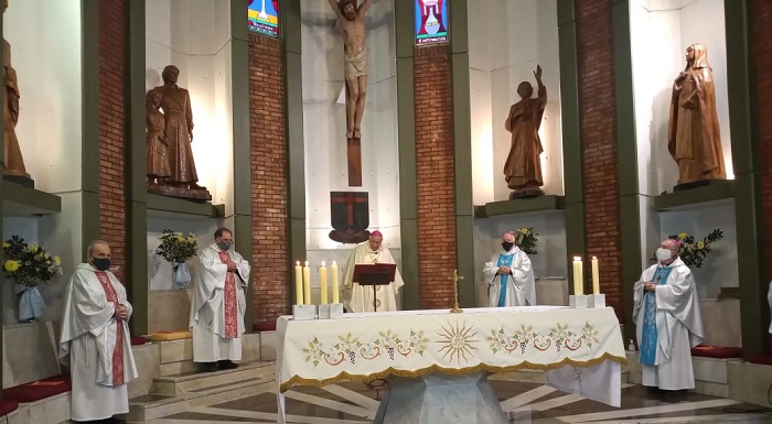 La comunidad diocesana despidió a Mons. Frassia en la fiesta patronal La comunidad diocesana despidió a Mons. Frassia en la fiesta patronal