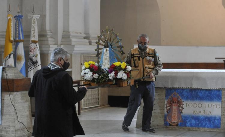 La "imagen cabecera" de la Virgen de Luján inició su camino virtual La "imagen cabecera" de la Virgen de Luján inició su camino virtual