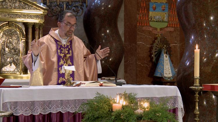La misa del tercer domingo de Adviento, por radio y televisión La misa del tercer domingo de Adviento, por radio y televisión