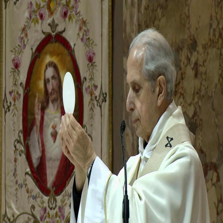 La misa por televisión en la solemnidad de Corpus Christi La misa por televisión en la solemnidad de Corpus Christi
