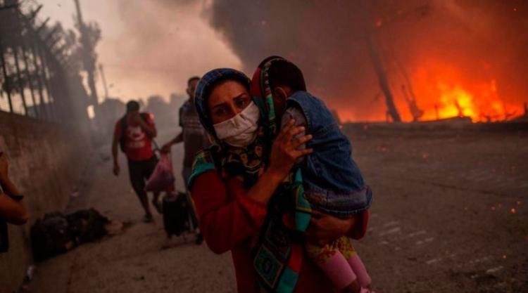 La Red Clamor pide a Europa un corredor humanitario tras el incendio del campamento de Moria La Red Clamor pide a Europa un corredor humanitario tras el incendio del campamento de Moria