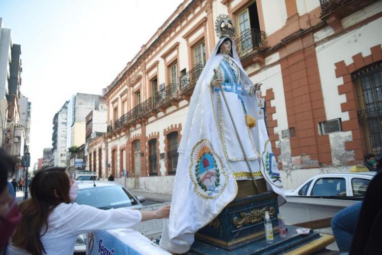 La Virgen de la Merced recorrió las calles de Tucumán La Virgen de la Merced recorrió las calles de Tucumán