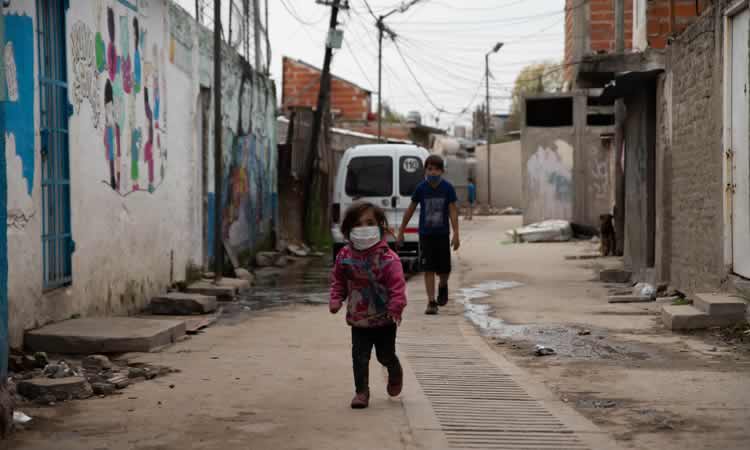 Los Curas en Barriadas exponen "El drama del Covid-19 en los Barrios Populares de La Matanza" Los Curas en Barriadas exponen "El drama del Covid-19 en los Barrios Populares de La Matanza"