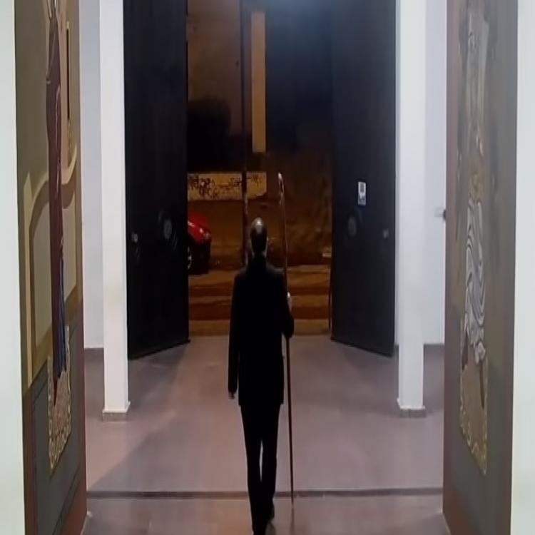 Mons. Barba celebró la última misa en Gregorio de Laferrere Mons. Barba celebró la última misa en Gregorio de Laferrere