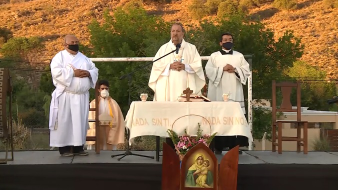 Mons. Barba llamó a los jóvenes a quererse "como Dios nos quiere"