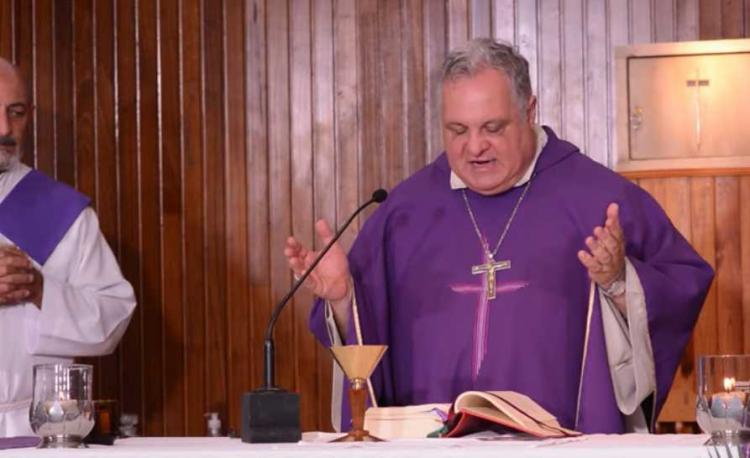 Mons. Colombo: "Dejarse encender el corazón por su mensaje lleno de vida" Mons. Colombo: "Dejarse encender el corazón por su mensaje lleno de vida"