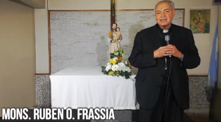 Mons. Frassia a la comunidad diocesana: "Recen por mí y yo seguiré rezando por ustedes" Mons. Frassia a la comunidad diocesana: "Recen por mí y yo seguiré rezando por ustedes"