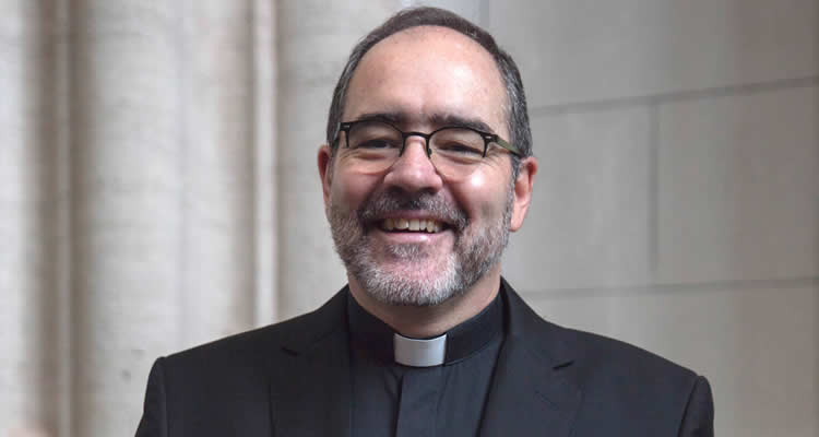 Mons. Jorge González recibirá su Consagración Episcopal el 15 de septiembre Mons. Jorge González recibirá su Consagración Episcopal el 15 de septiembre