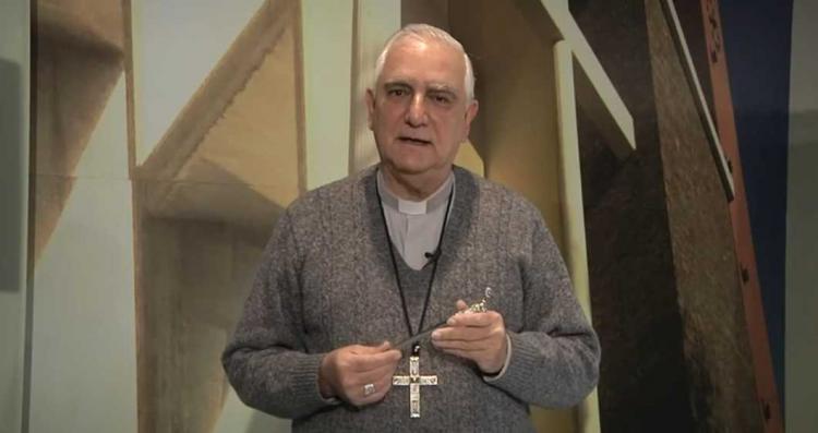 Mons. Lozano: "La sabiduría y firmeza de la estaca" Mons. Lozano: "La sabiduría y firmeza de la estaca"