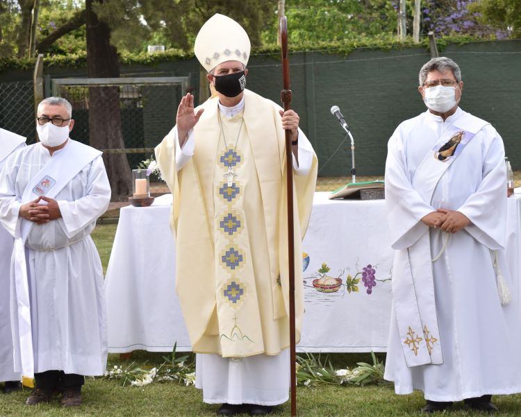 Mons. Lugones a los nuevos diáconos: "Cuiden a los más frágiles" Mons. Lugones a los nuevos diáconos: "Cuiden a los más frágiles"