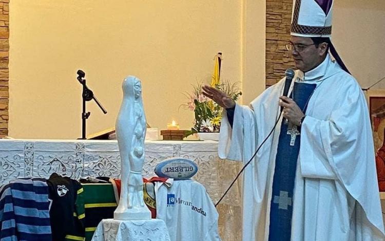 Mons. Mestre a rugbiers: "Jueguen en el equipo de los prudentes, es el que gana" Mons. Mestre a rugbiers: "Jueguen en el equipo de los prudentes, es el que gana"