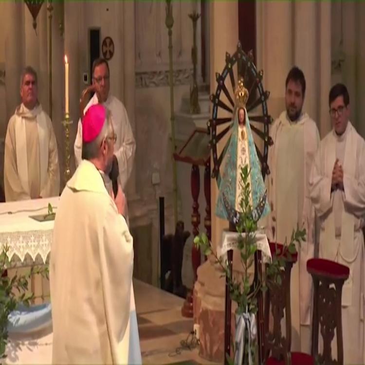 Mons. Scheinig pidió para los argentinos "la salud de la confianza, de la esperanza y del servicio" Mons. Scheinig pidió para los argentinos "la salud de la confianza, de la esperanza y del servicio"