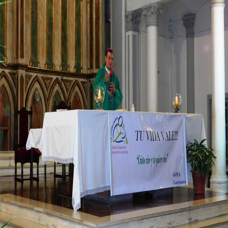Monseñor Canecín pidió al Estado combatir "la pandemia del narcotráfico" Monseñor Canecín pidió al Estado combatir "la pandemia del narcotráfico"