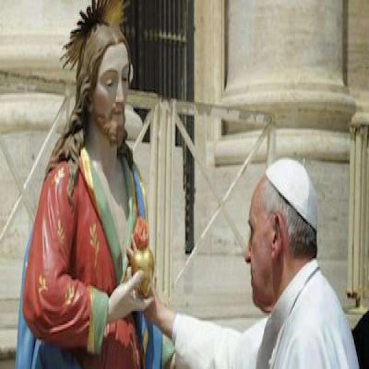Oración sugerida por el Papa: "Jesús, que mi corazón se parezca al tuyo" Oración sugerida por el Papa: "Jesús, que mi corazón se parezca al tuyo"