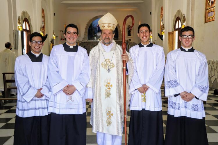 "Sean siempre portadores del amor de Dios", dijo Mons. Barba a los seminaristas "Sean siempre portadores del amor de Dios", dijo Mons. Barba a los seminaristas