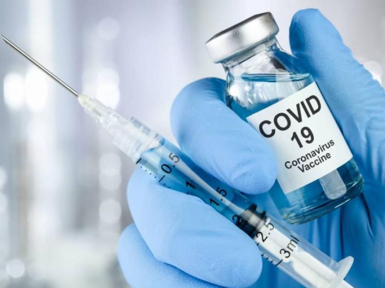 Vacunarse contra el Covid debe considerarse un acto de caridad, afirman obispos Vacunarse contra el Covid debe considerarse un acto de caridad, afirman obispos