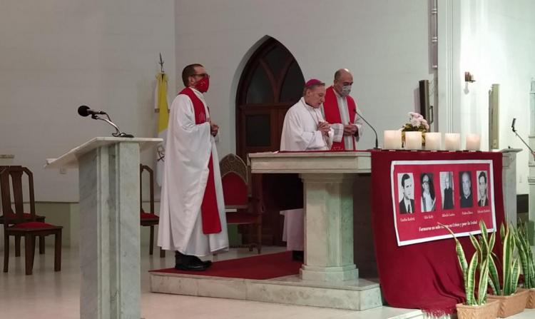 La comunidad palotina conmemoró el 45° aniversario de la Masacre de San Patricio La comunidad palotina conmemoró el 45° aniversario de la Masacre de San Patricio