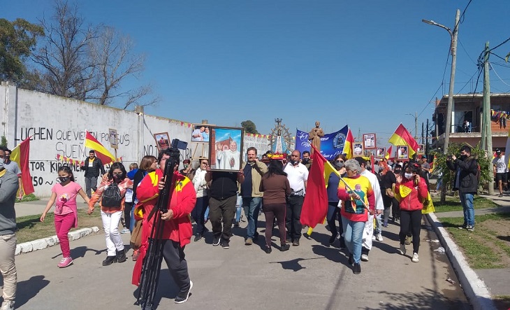A un año de su muerte, "el padre Bachi camina con nosotros" A un año de su muerte, "el padre Bachi camina con nosotros"
