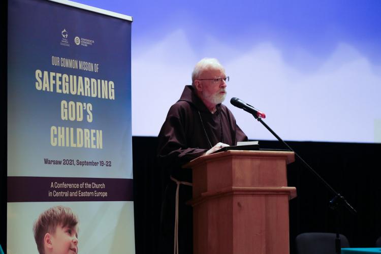 Abusos a menores: Cuidar a las víctimas debe ser una prioridad pastoral para la Iglesia Abusos a menores: Cuidar a las víctimas debe ser una prioridad pastoral para la Iglesia