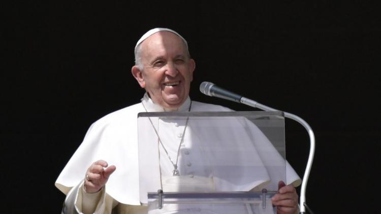Ángelus del Papa: "El Señor no permite que la oscuridad tenga la última palabra" Ángelus del Papa: "El Señor no permite que la oscuridad tenga la última palabra"