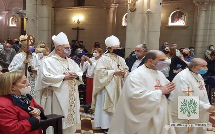 Asumió el nuevo párroco de Nuestra Señora de Luján castrense Asumió el nuevo párroco de Nuestra Señora de Luján castrense