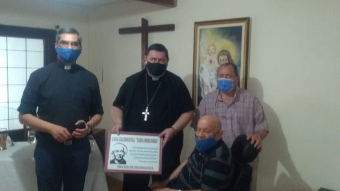 Bendición de la casa sacerdotal "Cura Brochero" en Villa Ocampo Bendición de la casa sacerdotal "Cura Brochero" en Villa Ocampo