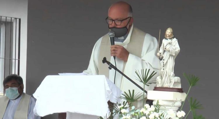 Bendición de un centro comunitario y casa de retiro en Rosario de Lerma Bendición de un centro comunitario y casa de retiro en Rosario de Lerma