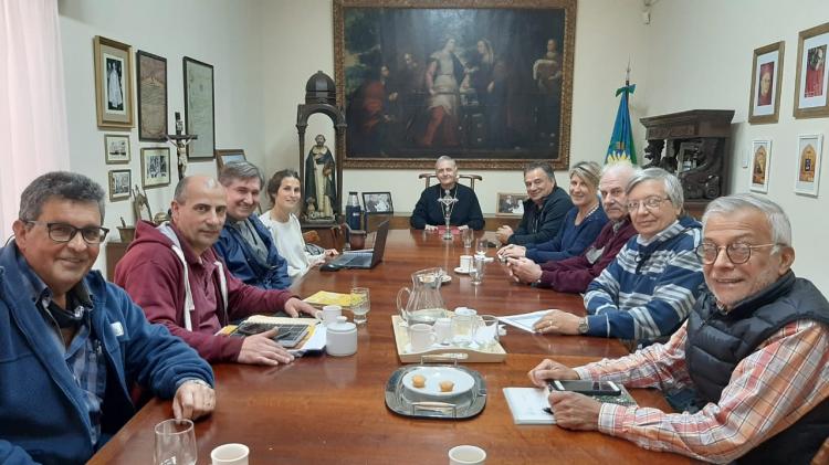 Cáritas Nueve de Julio, junto a los más necesitados Cáritas Nueve de Julio, junto a los más necesitados