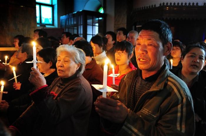 China restringe las actividades religiosas en internet China restringe las actividades religiosas en internet