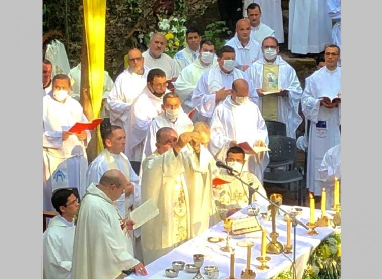 Con una misa en la selva, Puerto Iguazú celebró a la Virgen Con una misa en la selva, Puerto Iguazú celebró a la Virgen