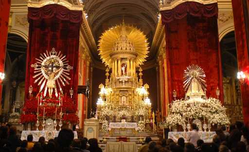 Cultos solemnes al Señor y Virgen del Milagro en la basílica salteña Cultos solemnes al Señor y Virgen del Milagro en la basílica salteña