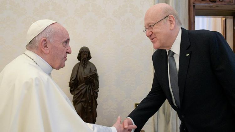 El Papa destacó la importancia que el Líbano siga siendo "un mensaje de paz" El Papa destacó la importancia que el Líbano siga siendo "un mensaje de paz"