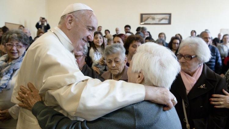 El Papa instituye la Jornada Mundial de los abuelos y de los ancianos El Papa instituye la Jornada Mundial de los abuelos y de los ancianos