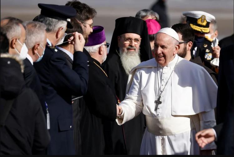 El Papa llegó a Grecia El Papa llegó a Grecia