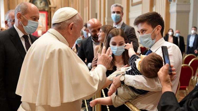 El Papa: los diáconos, centinelas que ayudan a la comunidad a ver a Jesús en los pobres El Papa: los diáconos, centinelas que ayudan a la comunidad a ver a Jesús en los pobres