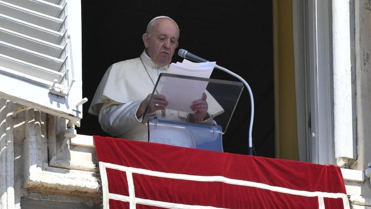 El Papa pide dedicar un Ave María del Rosario por la paz en Myanmar El Papa pide dedicar un Ave María del Rosario por la paz en Myanmar