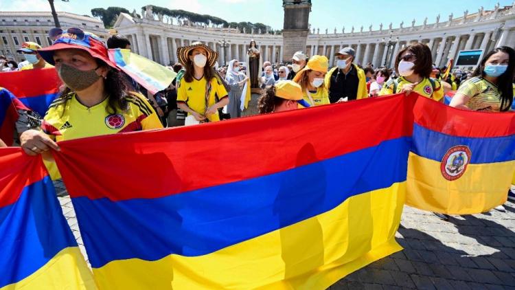 El Papa rezó por el fin de la violencia en Colombia El Papa rezó por el fin de la violencia en Colombia