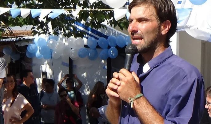 El sacerdote del barrio Puerta de Hierro celebró las obras hidráulicas en La Matanza El sacerdote del barrio Puerta de Hierro celebró las obras hidráulicas en La Matanza