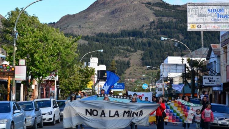 Endepa acompaña a comunidades del Chubut que luchan contra la megaminería Endepa acompaña a comunidades del Chubut que luchan contra la megaminería