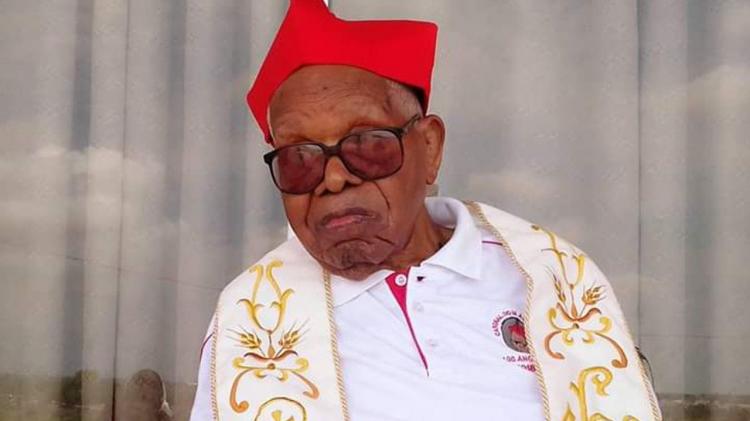 Falleció el cardenal de Mozambique Alexandre José Maria dos Santos Falleció el cardenal de Mozambique Alexandre José Maria dos Santos